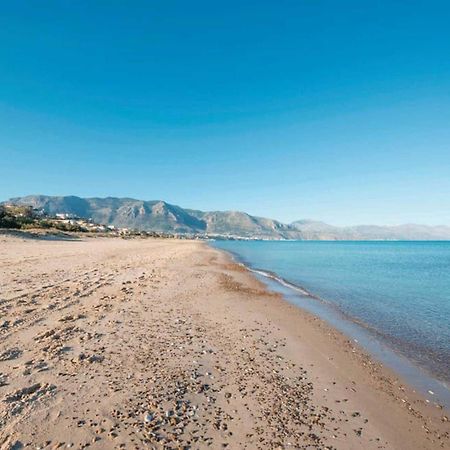 Casa Vacanze Calatijuncu Партинико Экстерьер фото