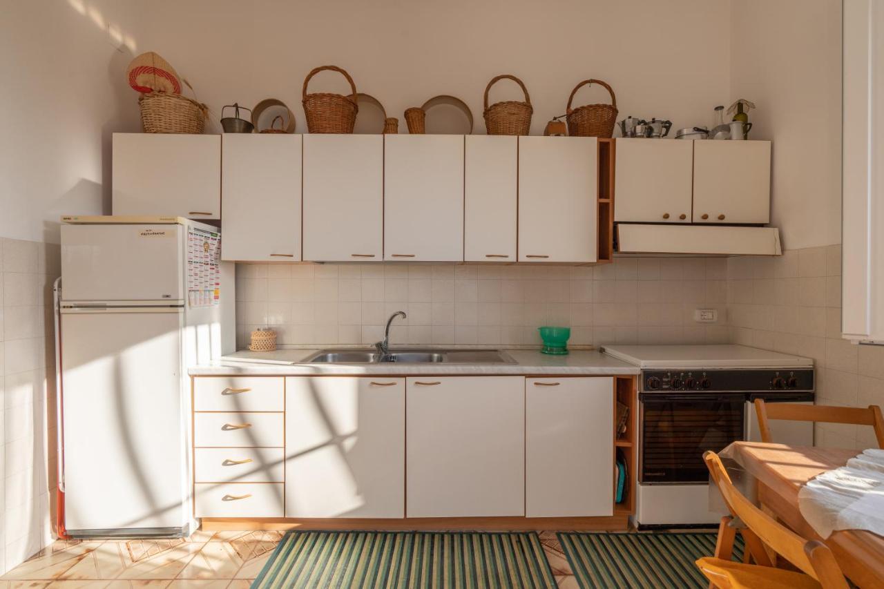 Casa Vacanze Calatijuncu Партинико Экстерьер фото