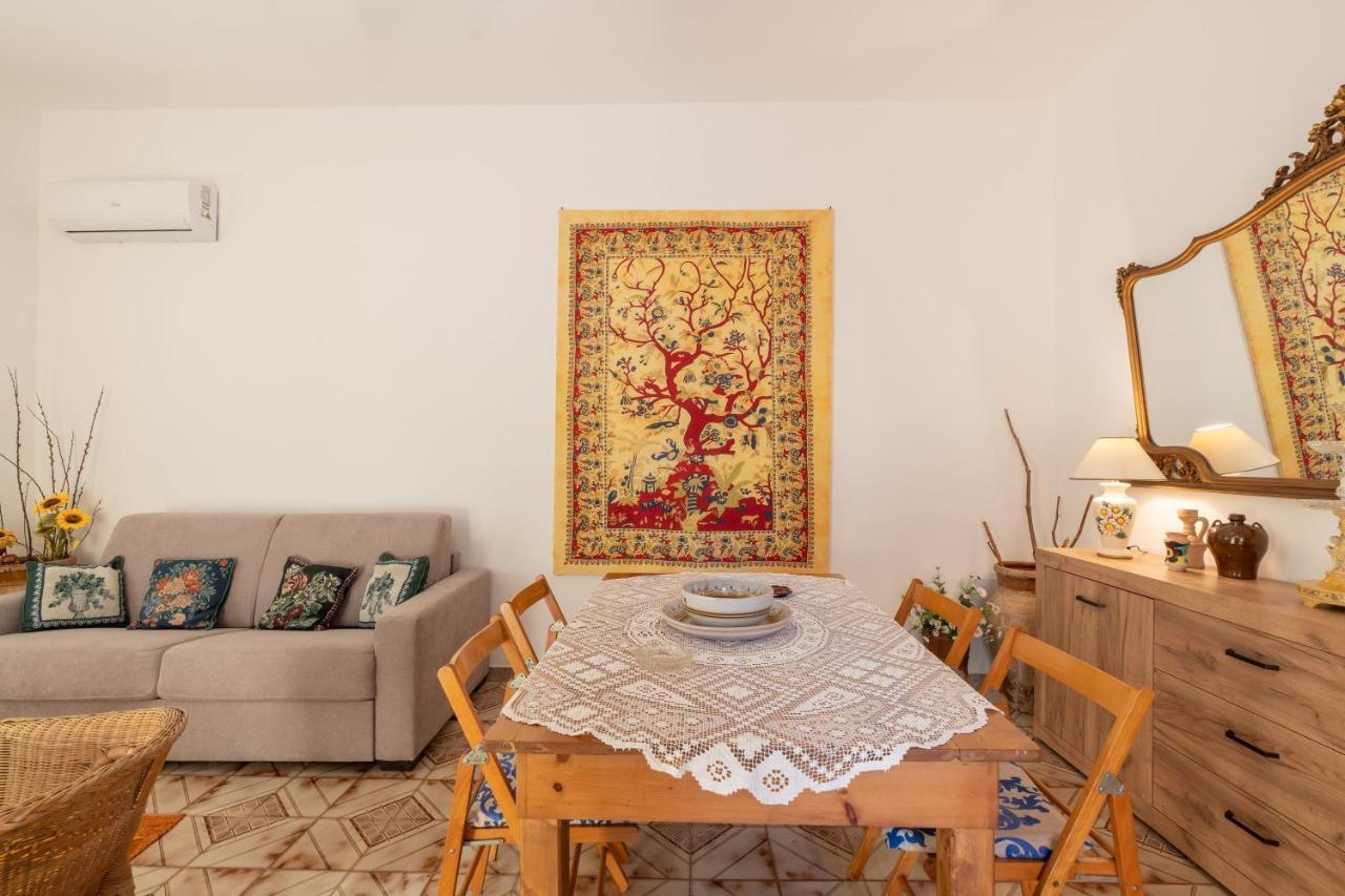 Casa Vacanze Calatijuncu Партинико Экстерьер фото