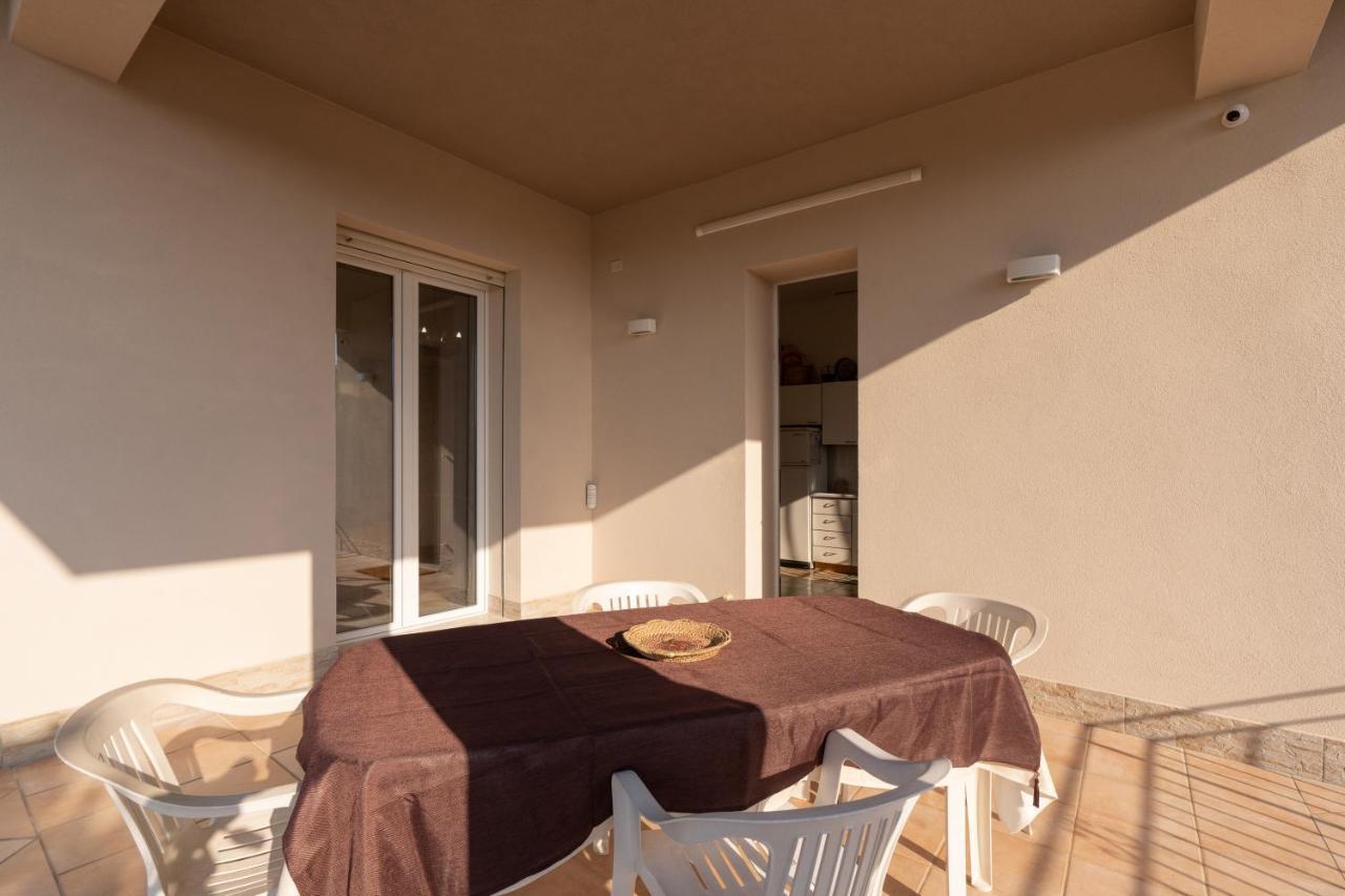 Casa Vacanze Calatijuncu Партинико Экстерьер фото
