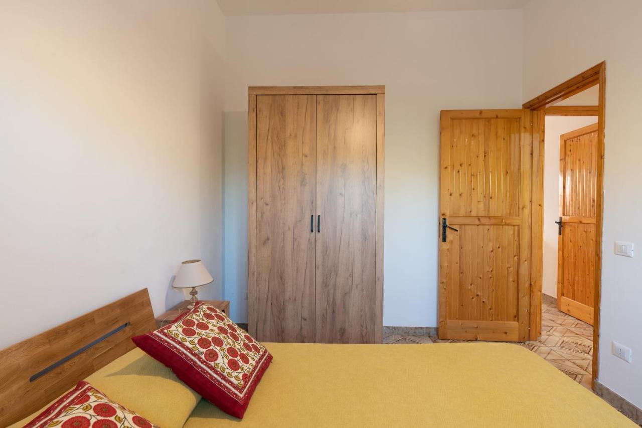Casa Vacanze Calatijuncu Партинико Экстерьер фото