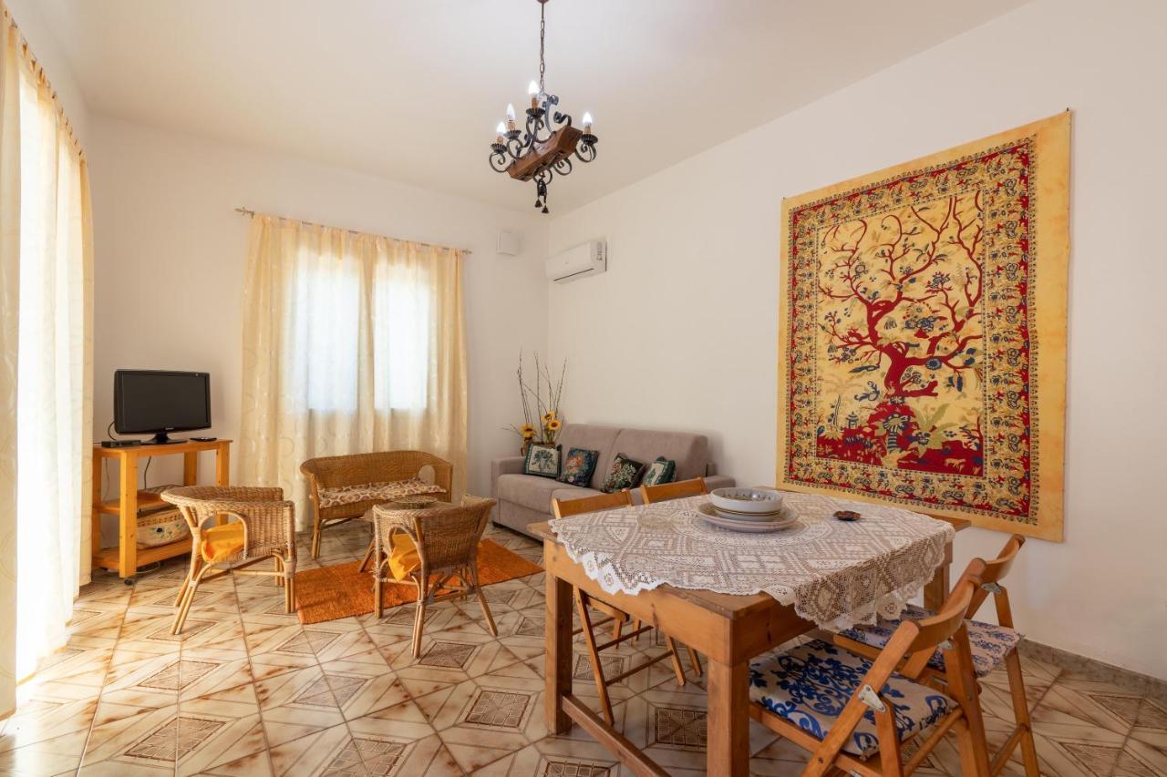 Casa Vacanze Calatijuncu Партинико Экстерьер фото