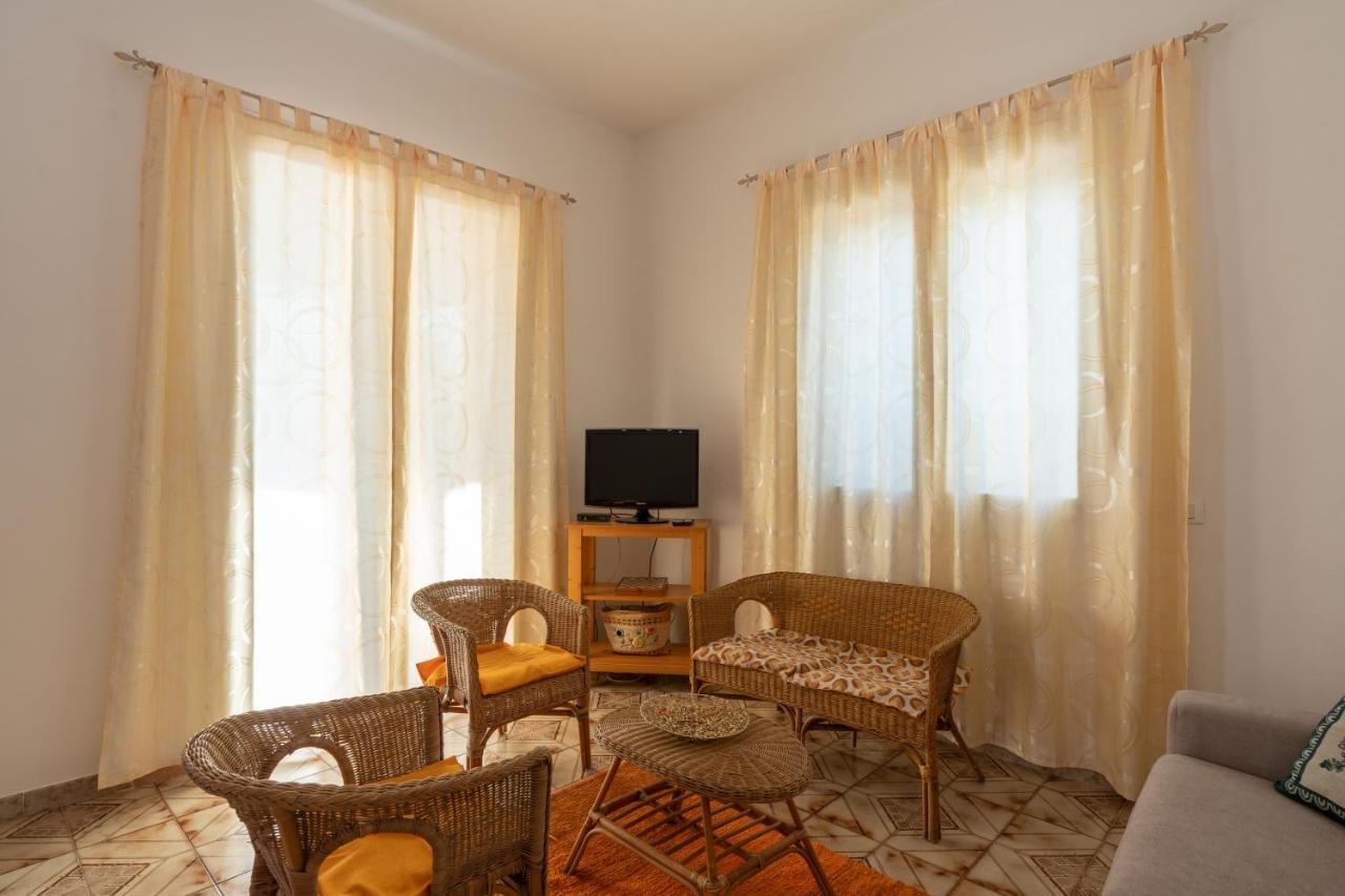 Casa Vacanze Calatijuncu Партинико Экстерьер фото