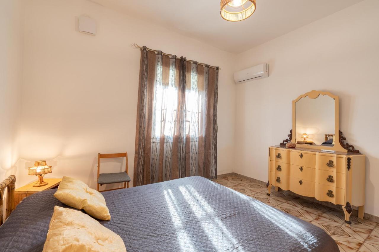 Casa Vacanze Calatijuncu Партинико Экстерьер фото