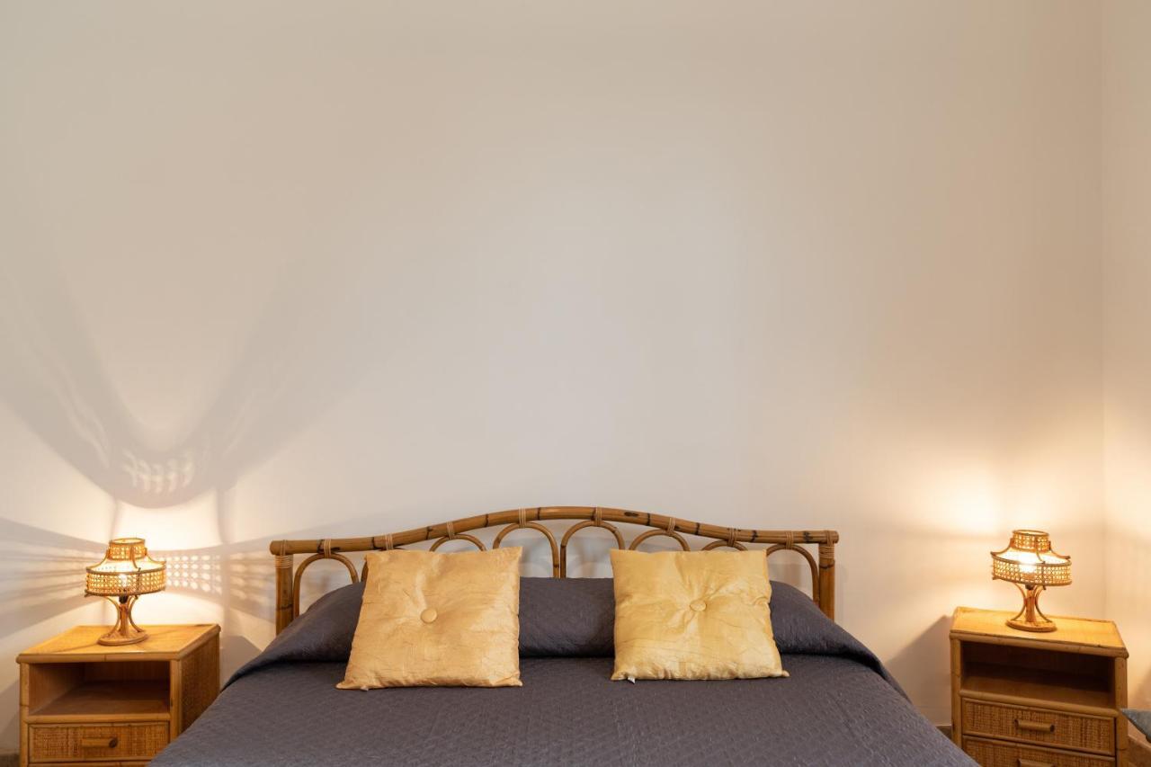 Casa Vacanze Calatijuncu Партинико Экстерьер фото